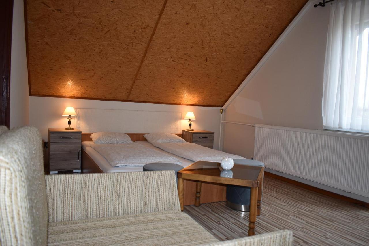 Tanay Vendeghaz Villa Balatonfured Luaran gambar