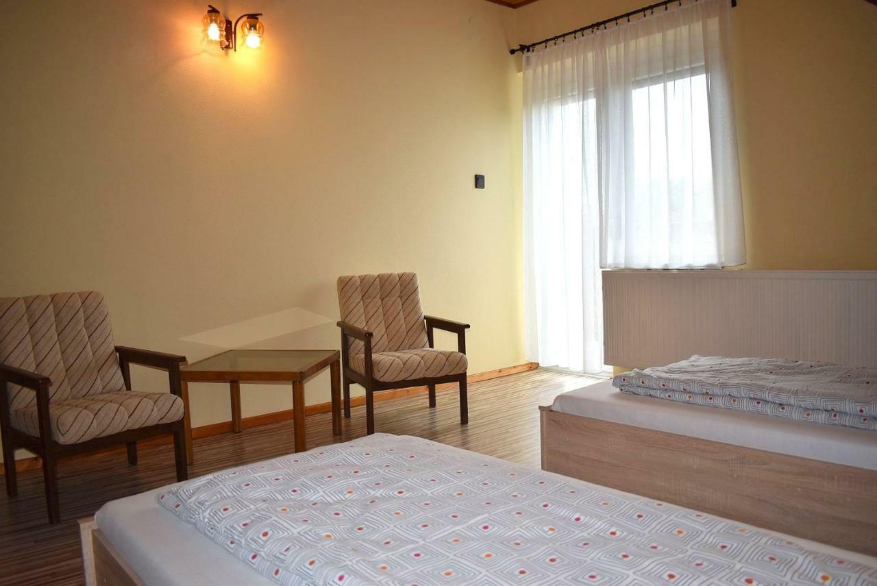 Tanay Vendeghaz Villa Balatonfured Luaran gambar