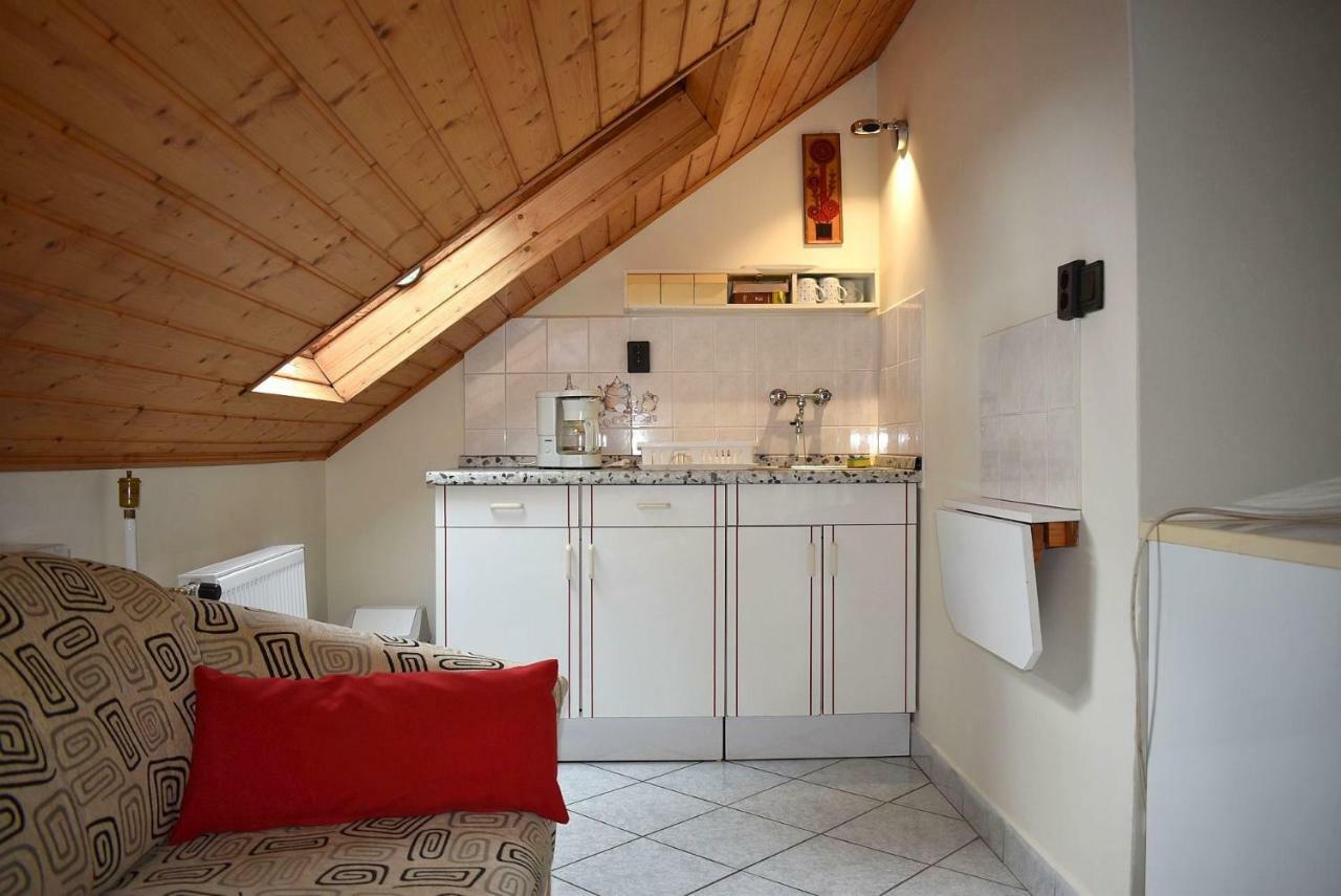 Tanay Vendeghaz Villa Balatonfured Luaran gambar